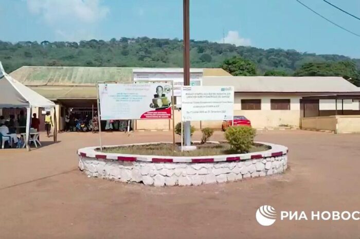 В посольстве РФ рассказали о состоянии главы Русского дома в ЦАР