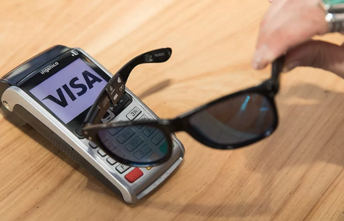 Visa показала прототип солнцезащитных очков, поддерживающих бесконтактные платежи