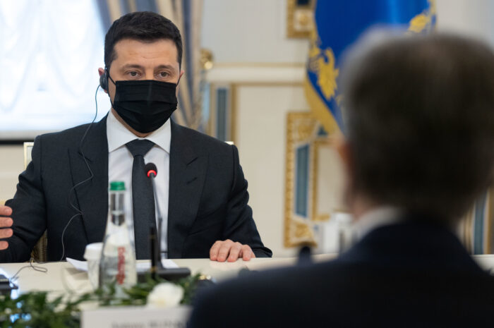 WP: Зеленский провалил попытку убедить Белый дом в «победе» Украины над РФ