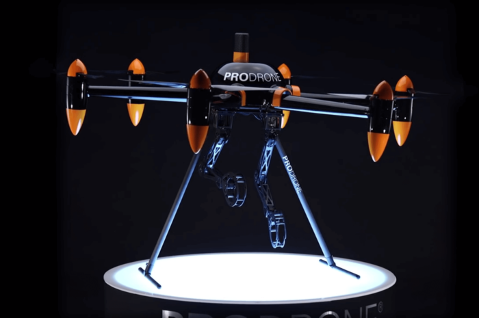 Японскому дрону приделали руки