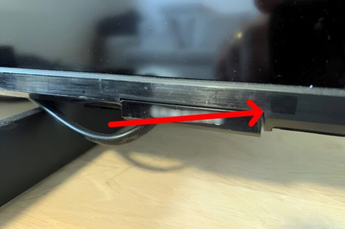 За вами наблюдают камеры Smart TV