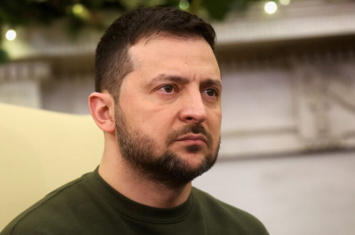 Зеленский назвал 8 задач украинской дипломатии в 2023 году